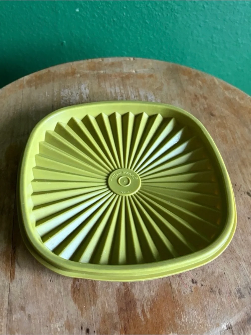 Vintage Tupperware Servalier Bowl 3.5 cup in Lime Green